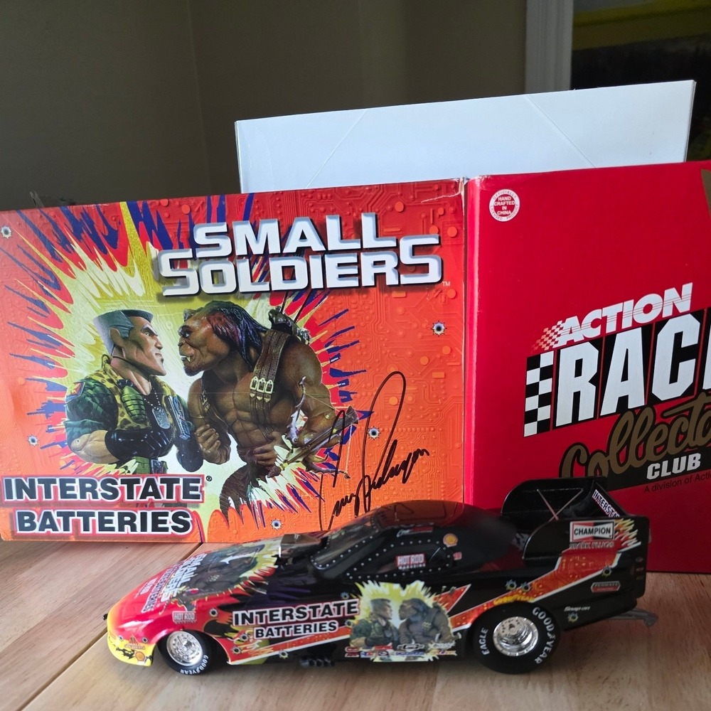 Action Cruz Pedregon Small Soldiers‎ 1998 Pontiac Funny Car 1:24 Diecast 1/2500
